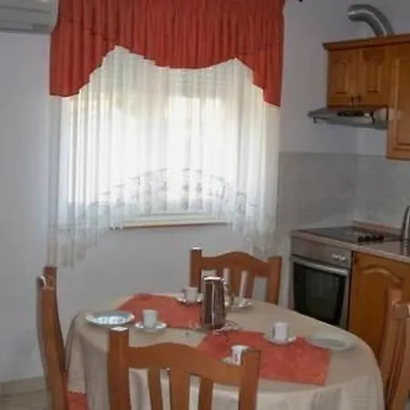 In Mit Garten Und Grill By Interhome Appartement *