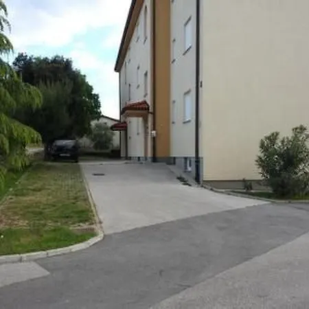 In Mit Garten Und Grill By Interhome Appartement